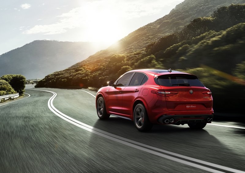 alfa_romeo_stelvio_quadrifoglio_pic-5