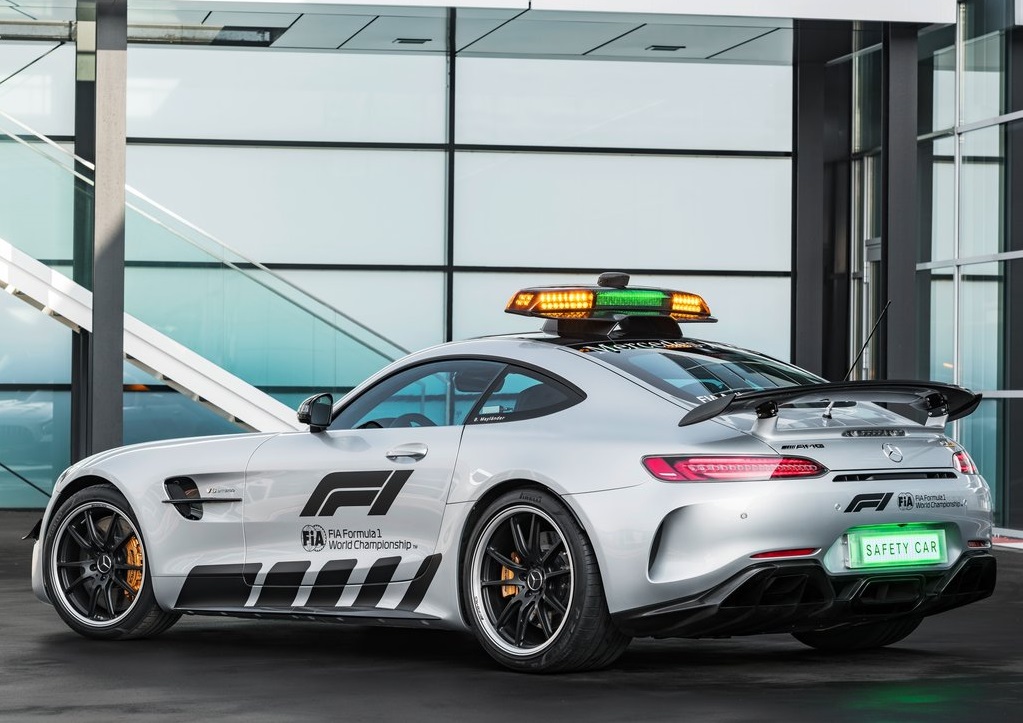 MERCEDES-BENZ AMG GT R F1 SAFETY CAR