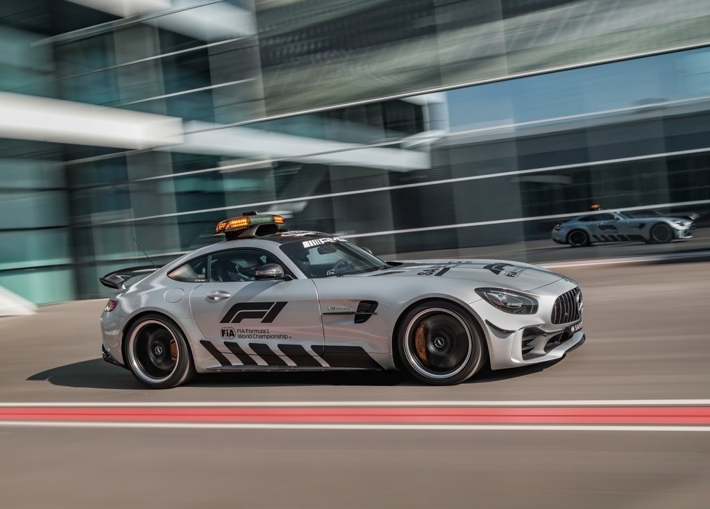 MERCEDES-BENZ AMG GT R F1 SAFETY CAR