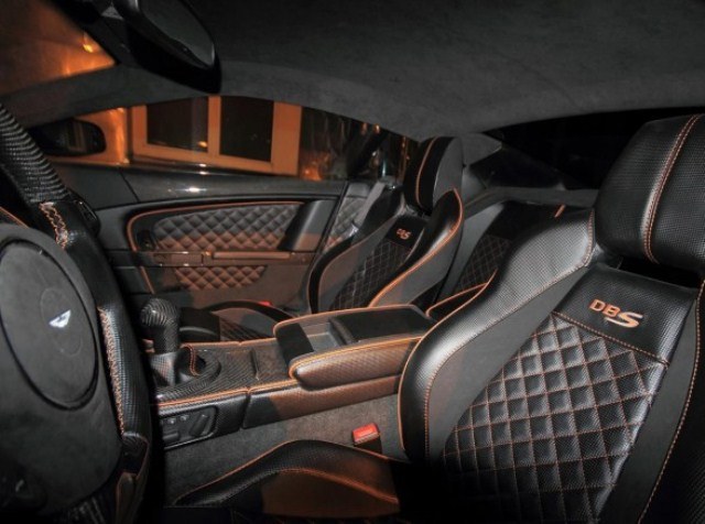 ASTON_MARTIN_DBS_Matte_Black_ANDERSON_GERMANY_Tuned_seats