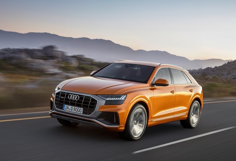 AUDI Q8