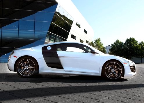 White AUDI R8 EXCLUSIVE SELECTION …www.oopscars.com