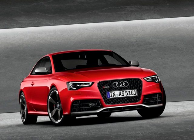 2013 AUDI RS5