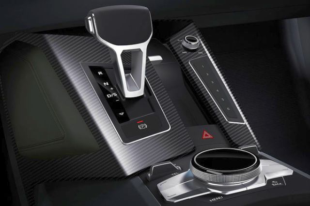 AUDI_SPORT_QUATTRO_Concept-gearknob_pic-6