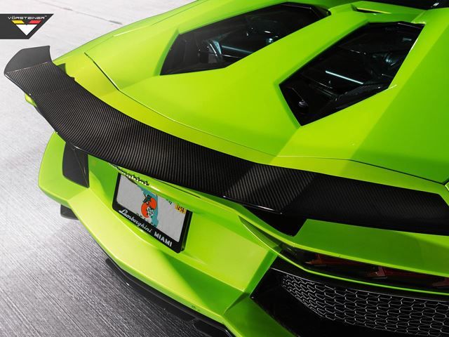 AVENTADOR_tuned_by_VORSTEINER_Hulk_style_pic-6