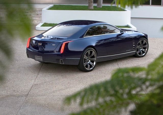 CADILLAC_Elmiraj_Concept_rear_pic-5