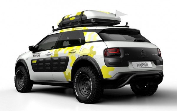 CITROEN_C4_CACTUS_AVENTURE_rear_pic-3