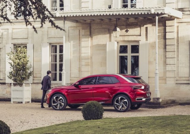 CITROEN_DS_WILD_RUBIS_Concept-3