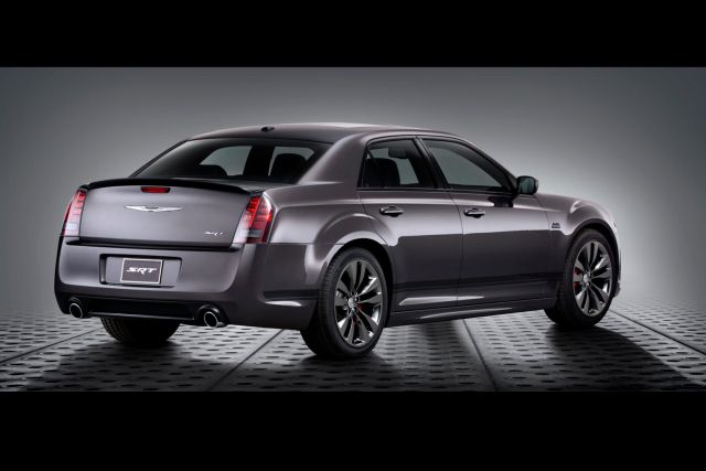 CHRYSLER 300C SRT8