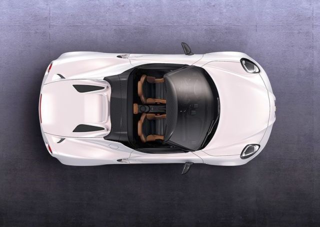 ALFA ROMEO 4C SPIDER