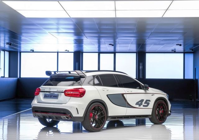 Concept_MERCEDES_GLA45_AMG_rear_pic-2