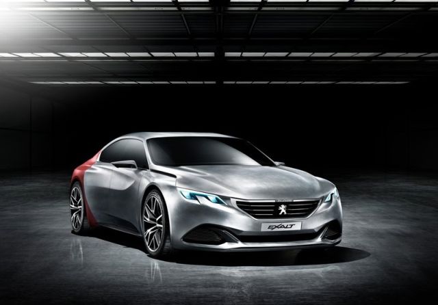 Concept PEUGEOT EXALT