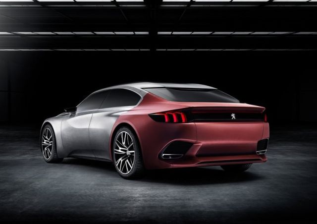 Concept PEUGEOT EXALT