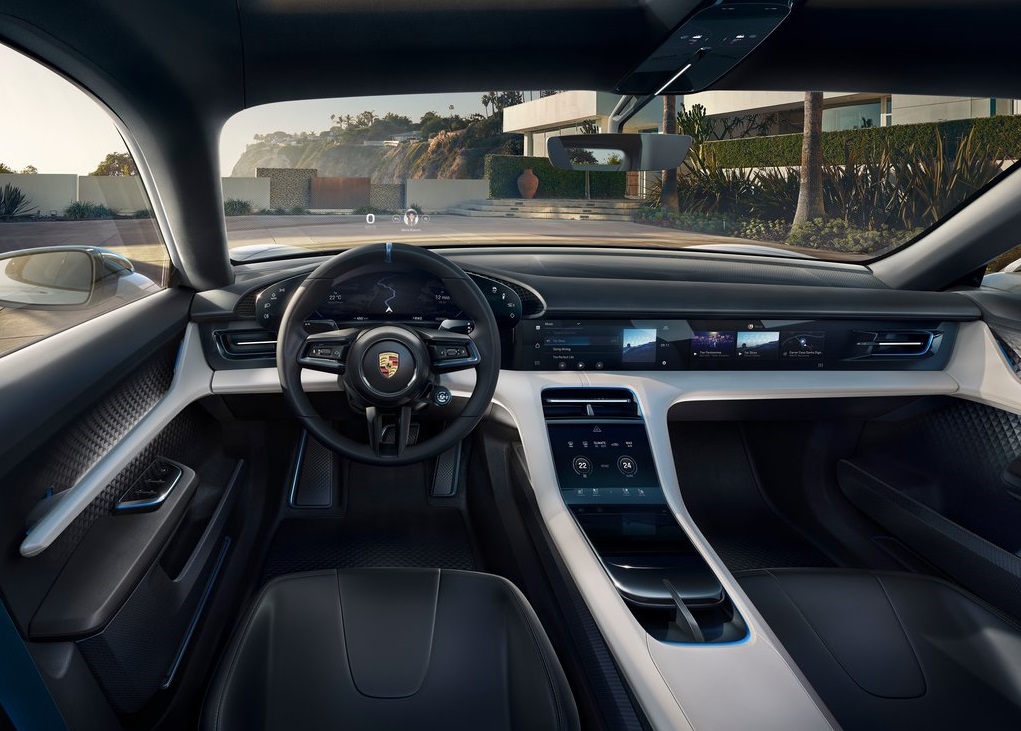 Concept PORSCHE MISSION E CROSS TURISMO-oopscars