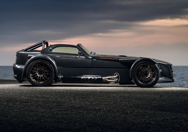 DONKERVOORT_D8_GTO_BARE_NAKED_CARBON_EDITION_pic-2