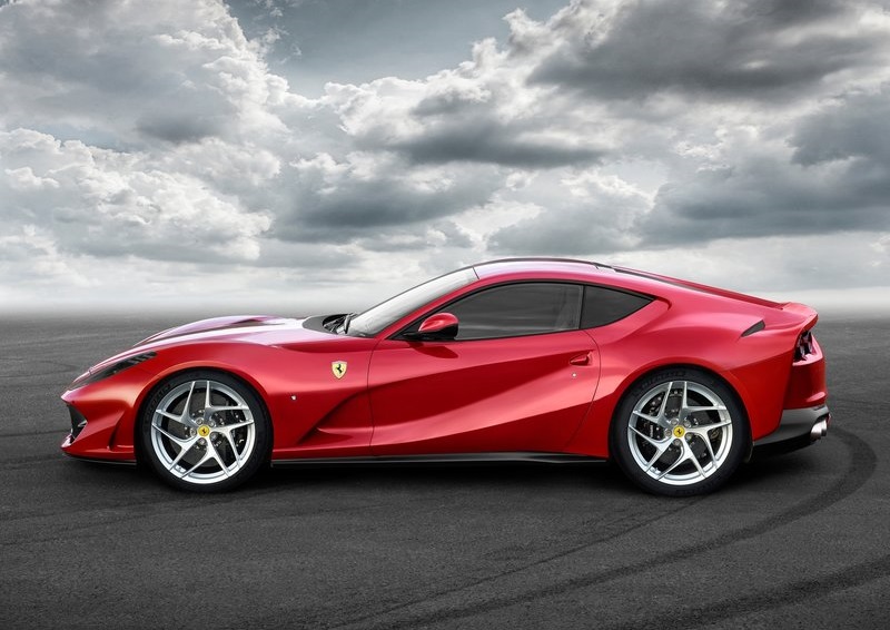 FERRARI 812 SUPERFAST-2018