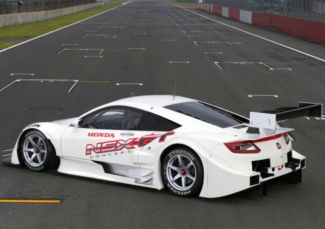 HONDA_NSX-GT_Concept_rear_pic-3