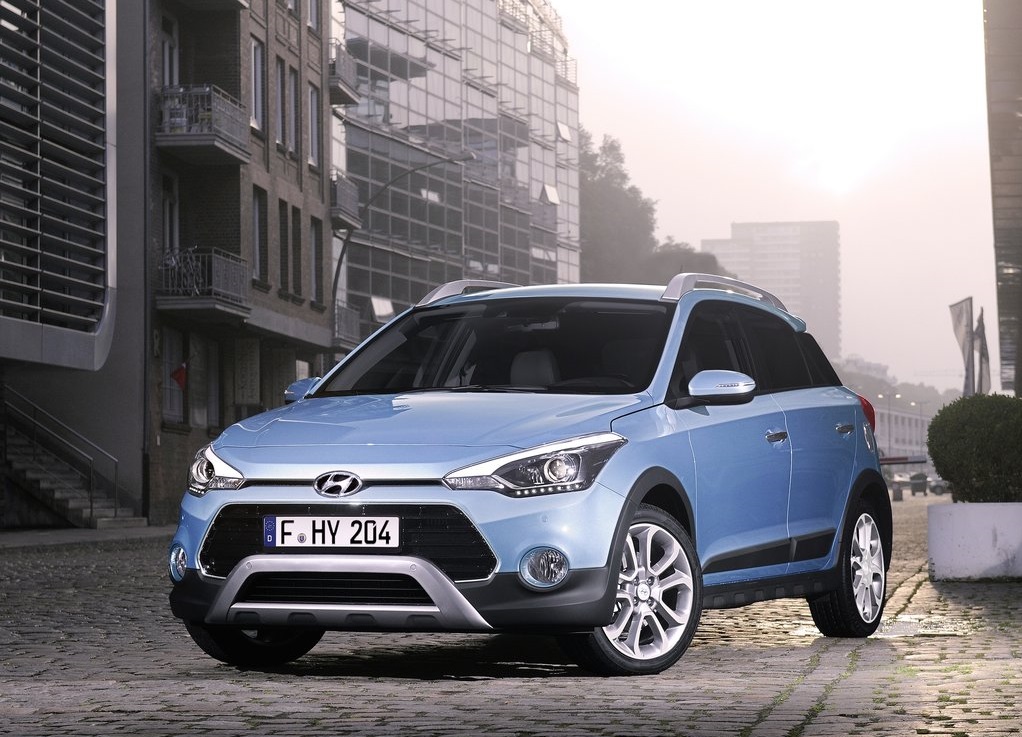 HYUNDAI i20 ACTIVE