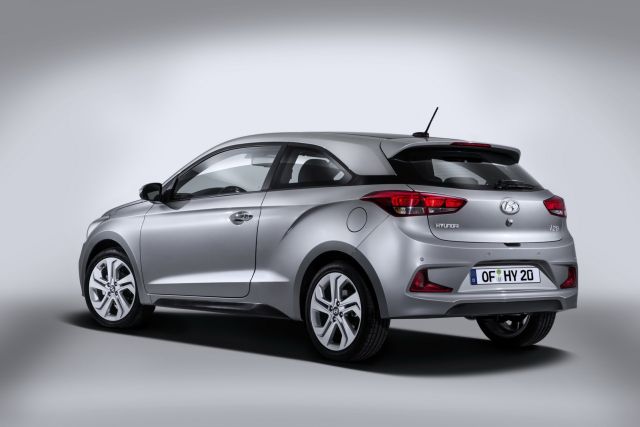 HYUNDAI_i20_COUPE_pic-2