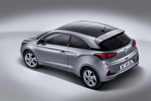 HYUNDAI i20 COUPE