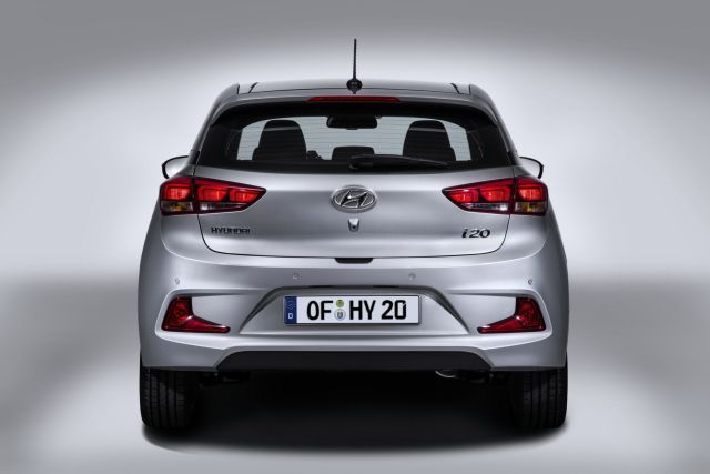 HYUNDAI i20 COUPE