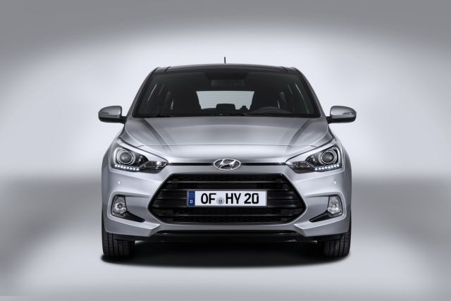 HYUNDAI_i20_COUPE_pic-6