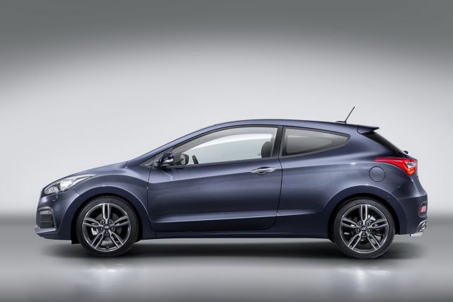 2015 HYUNDAI i30 TURBO-186 ps