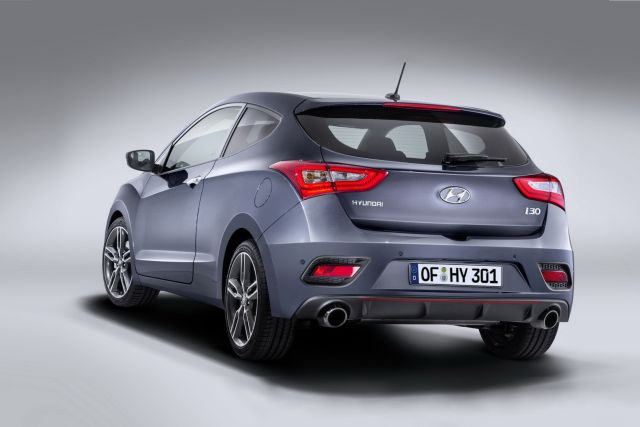 HYUNDAI_i30_TURBO_pic-12