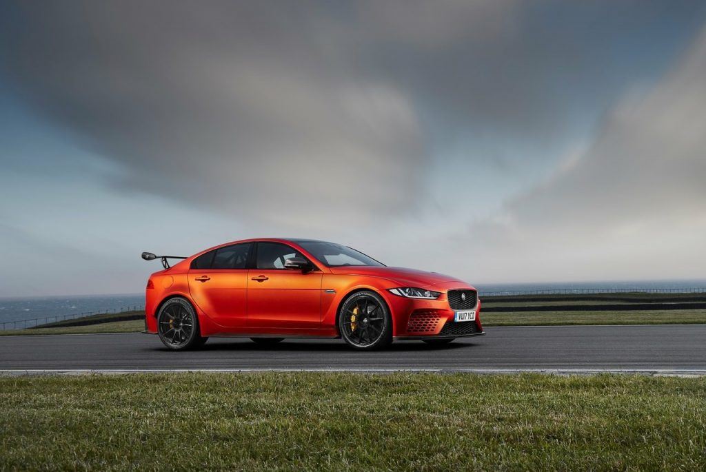 JAGUAR XE SV PROJECT 8