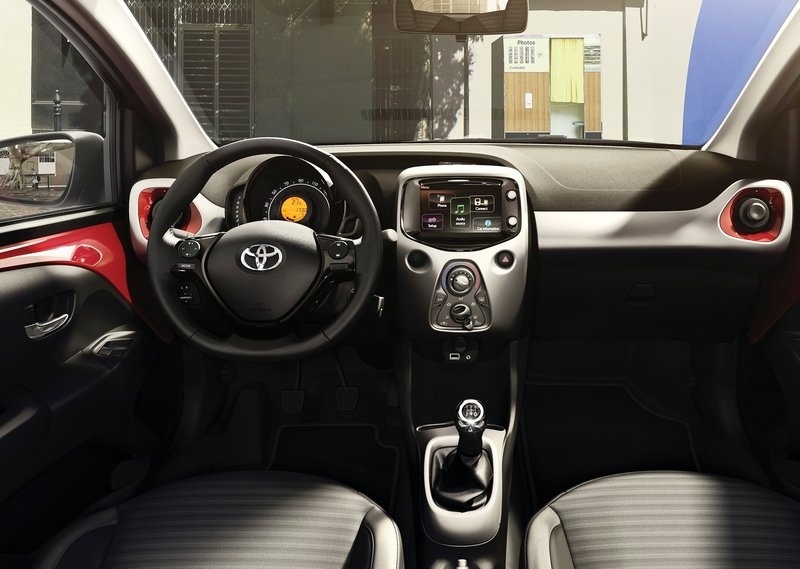2019 TOYOTA AYGO