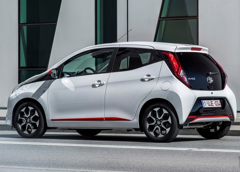 2019 TOYOTA AYGO