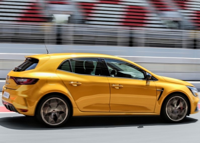 2019 RENAULT MEGANE RS TROPHY