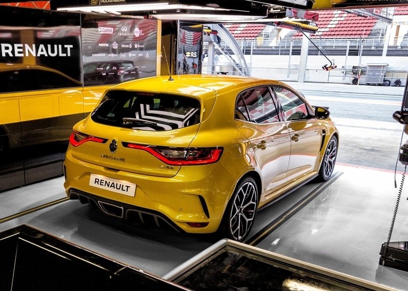 2019 RENAULT MEGANE RS TROPHY