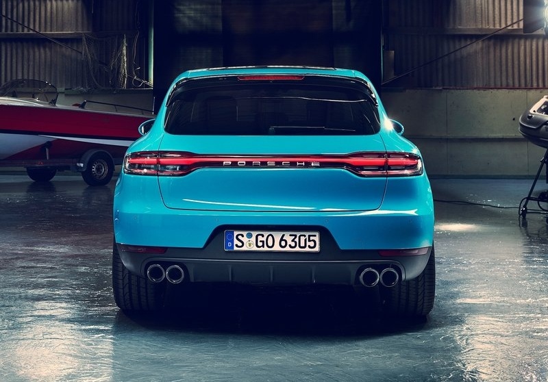 2019 PORSCHE MACAN