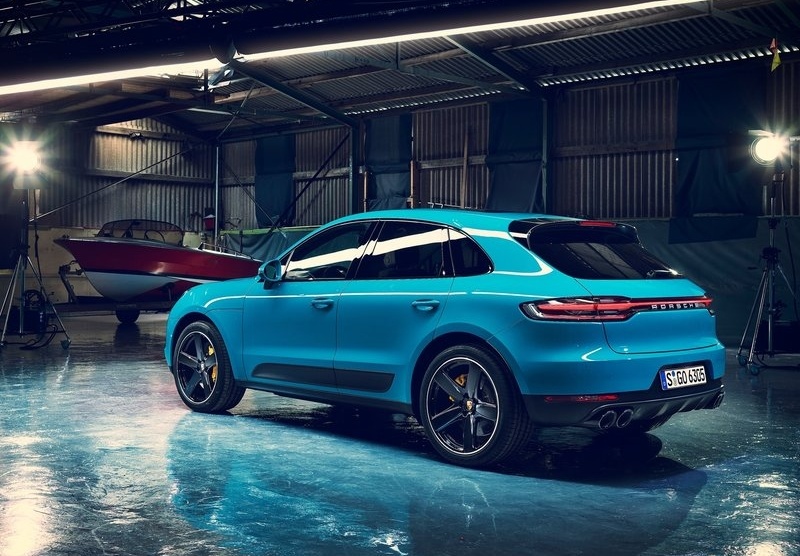 2019 PORSCHE MACAN