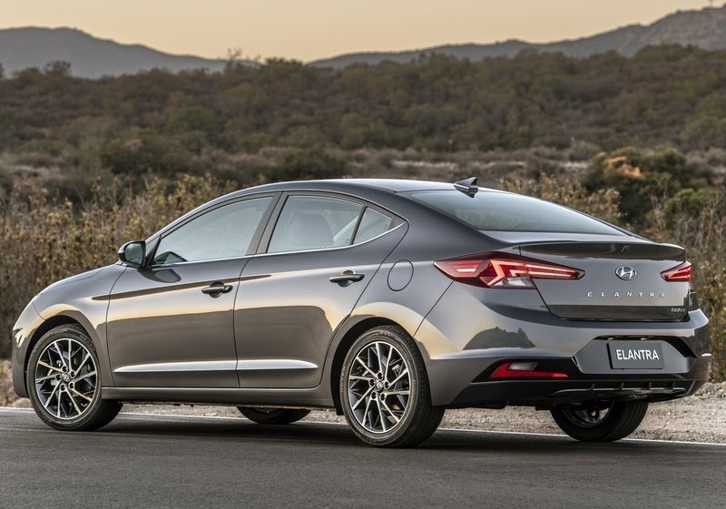 ELANTRA