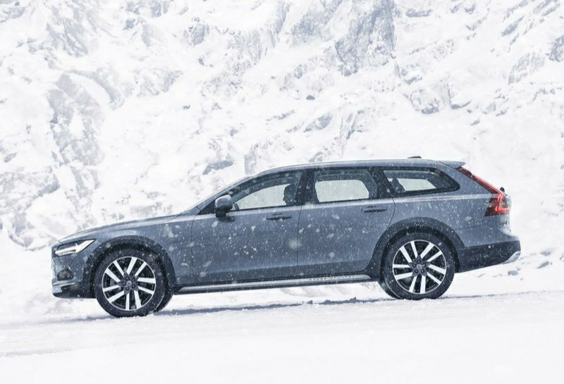 2020 VOLVO V90 CROSS COUNTRY