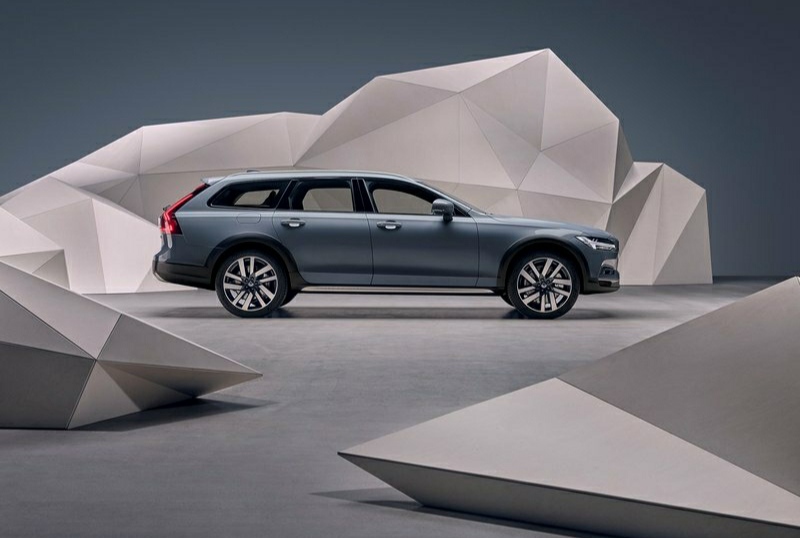 2020 VOLVO V90 CROSS COUNTRY