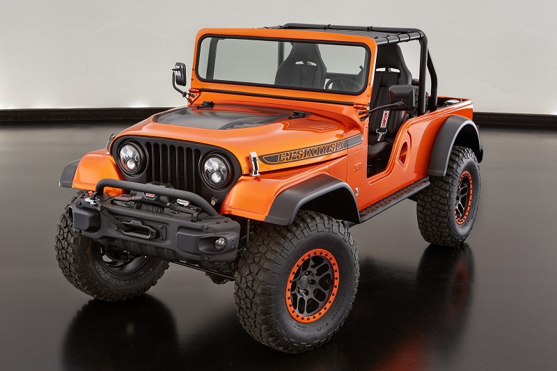 JEEP CJ66 tuned by MOPAR