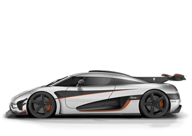 KOENIGSEGG ONE