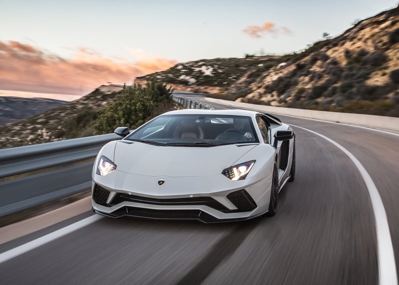 2018 LAMBORGHINI AVENTADOR S