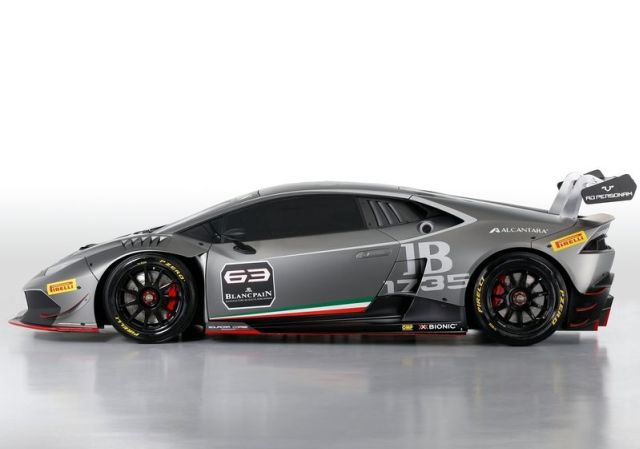 LAMBORGHINI HURACAN LP620-2 SUPER TROFEO