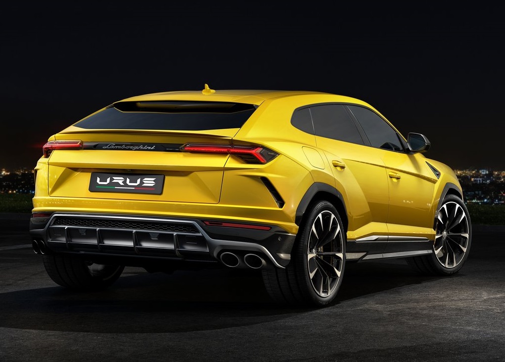 LAMBORGHINI URUS-oopscars