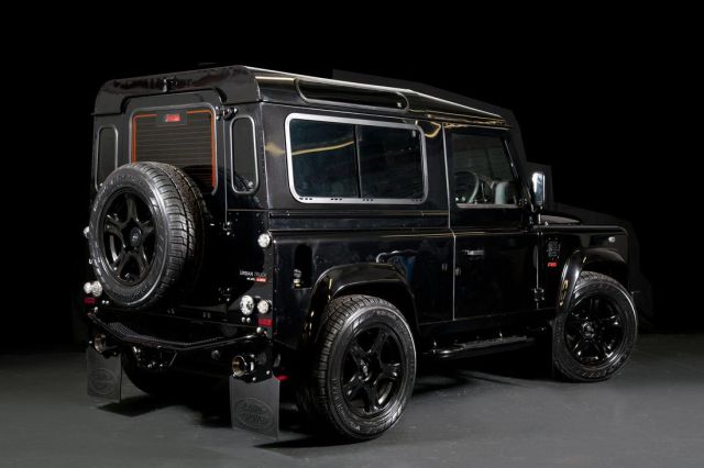 LAND_ROVER_DEFENDER_tuned_by_URBAN_TRUCK_pic-10