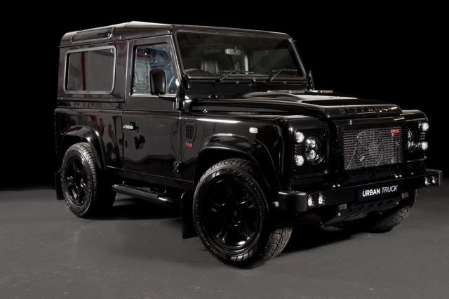 LAND ROVER DEFENDER tuned by URBAN TRUCK