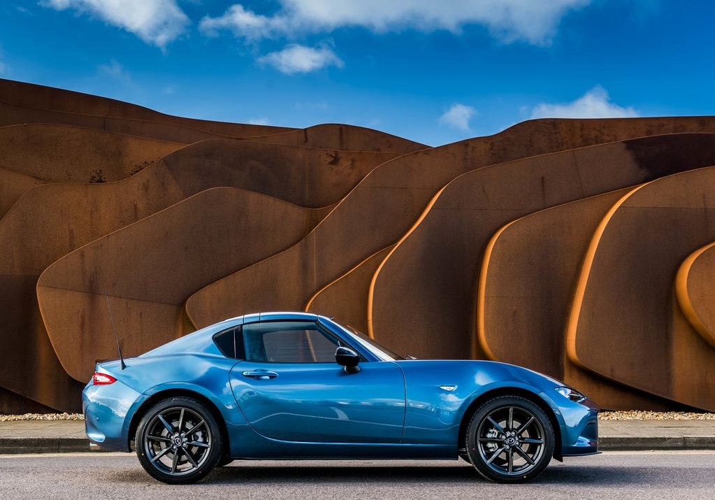 2019 MAZDA MX5 RF SPORT BLACK