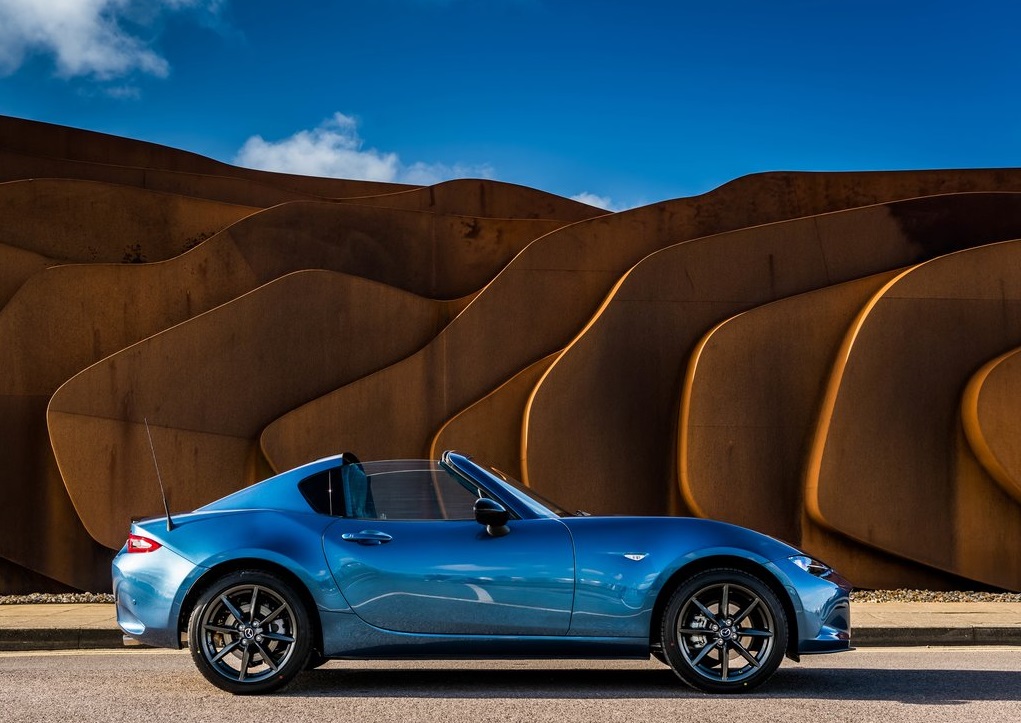 2019 MAZDA MX5 RF SPORT BLACK