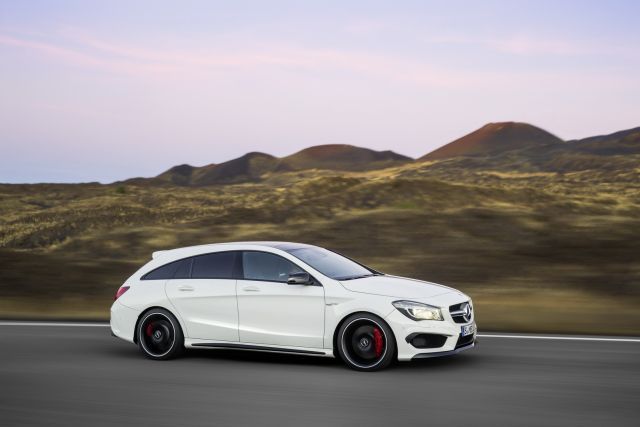 2016 MERCEDES CLA 45AMG Shooting Brake