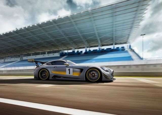 MERCEDES_AMG_GT3_pic-3