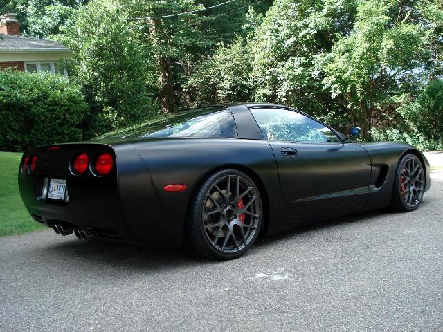 MATTE BLACK CORVETTE C5